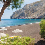 Pláž Kamari (Santorini, Řecko)